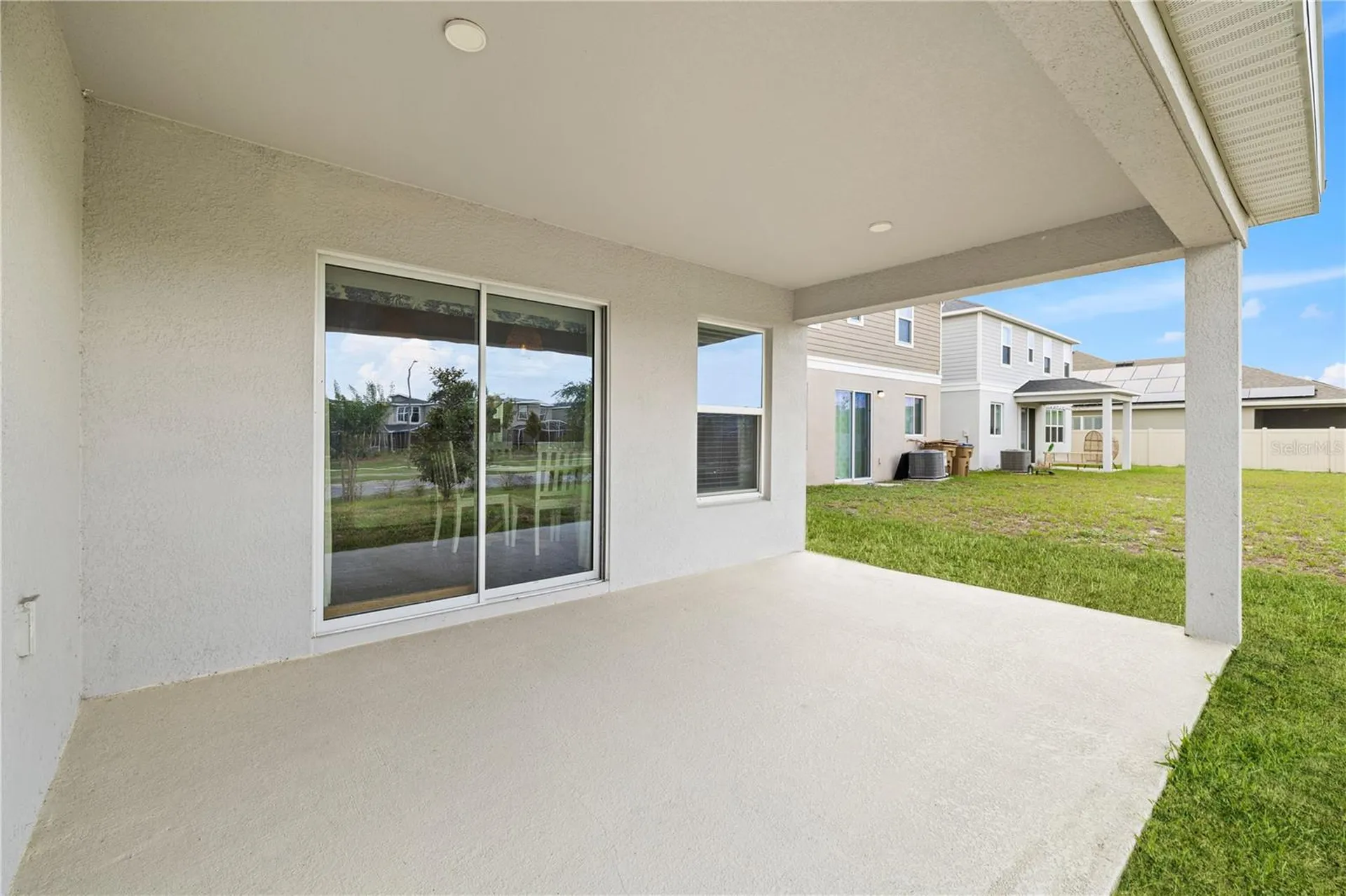 915 Overpool Avenue Davenport FL 33896