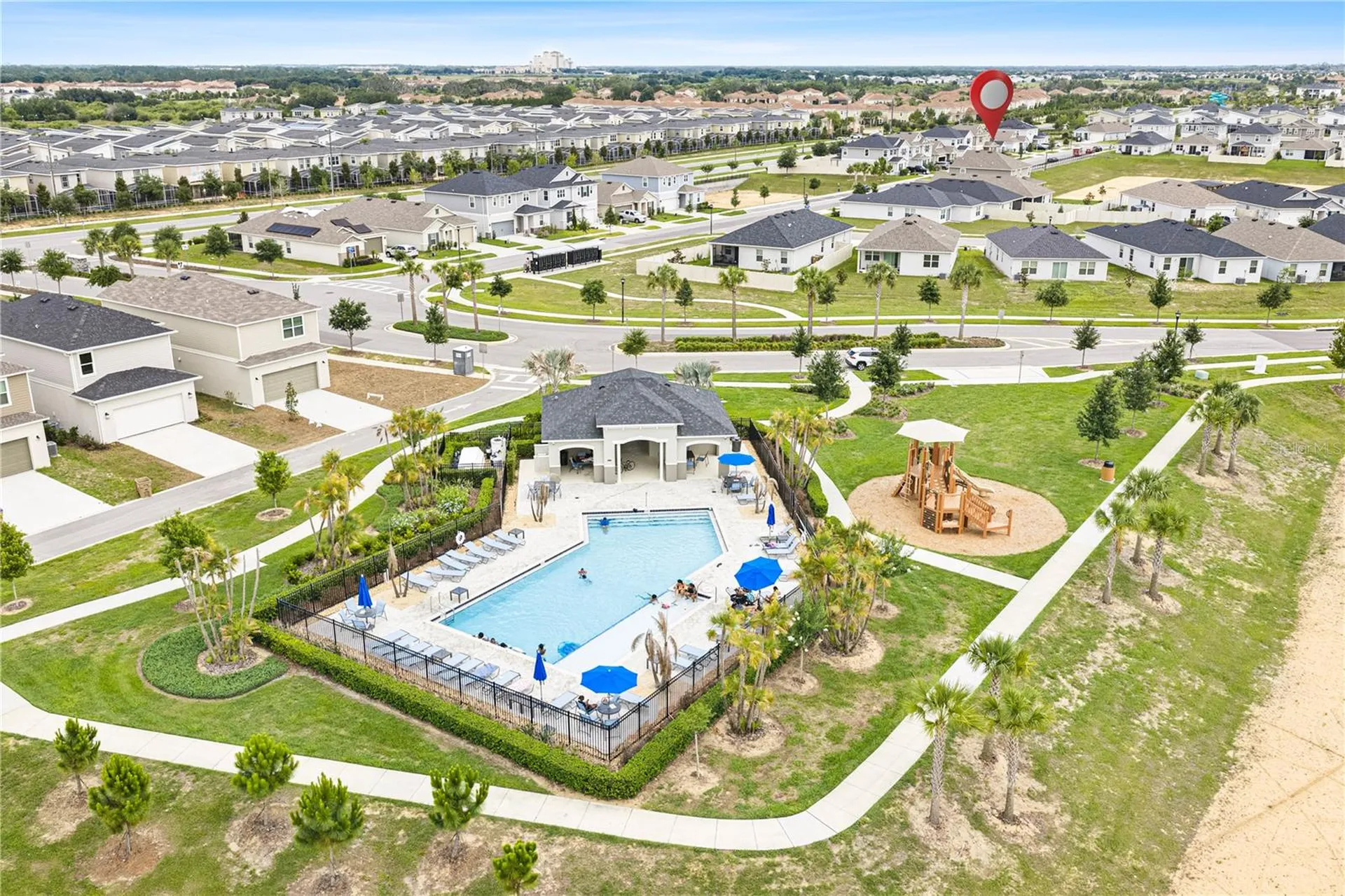 915 Overpool Avenue Davenport FL 33896