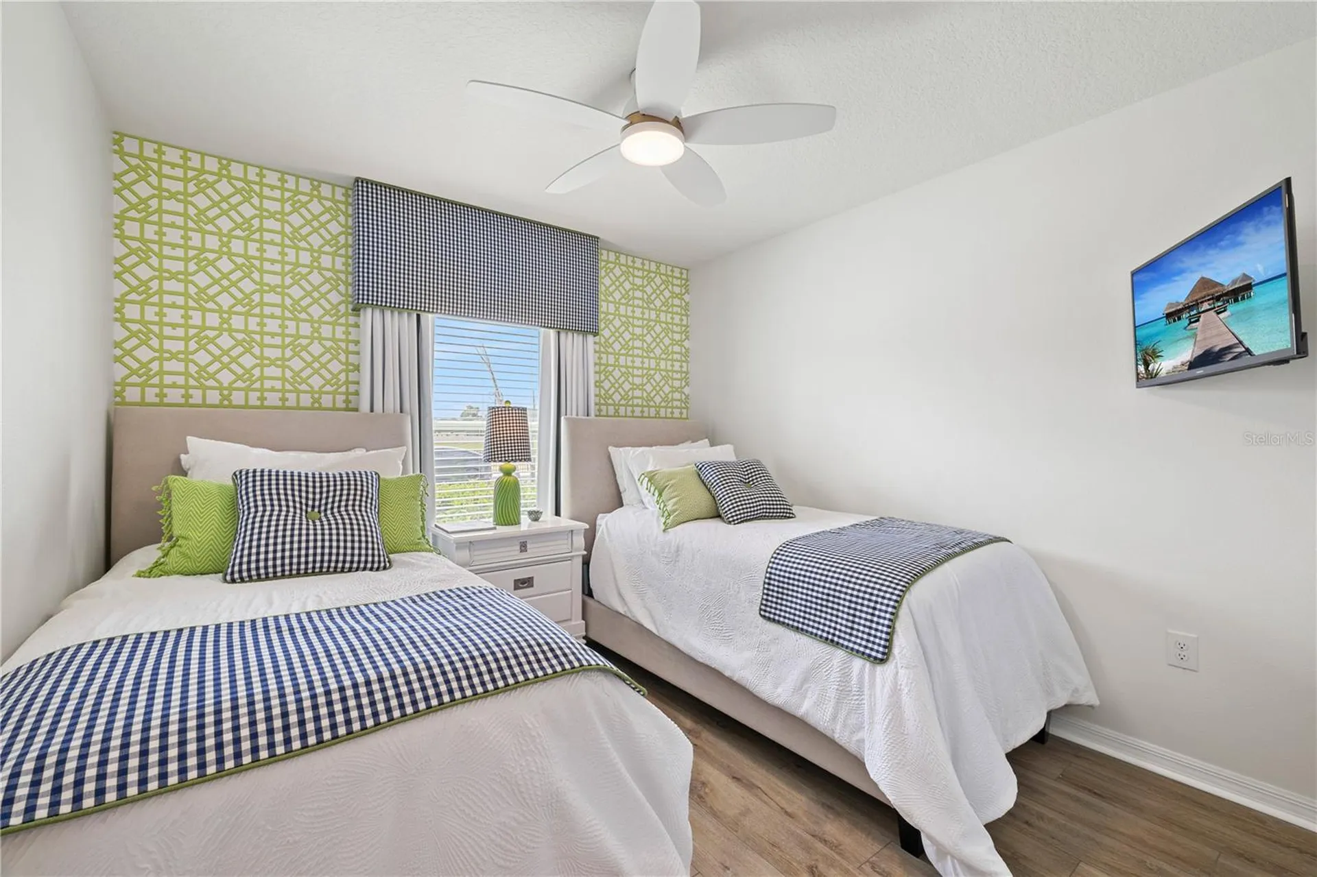 915 Overpool Avenue Davenport FL 33896