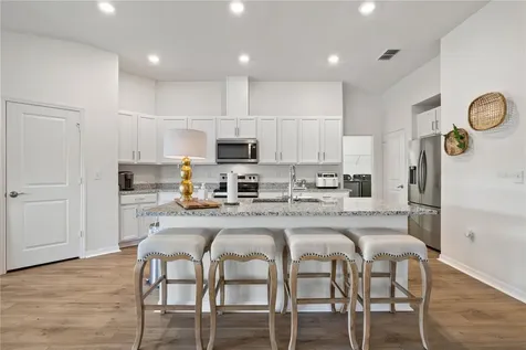 915 Overpool Avenue Davenport FL 33896
