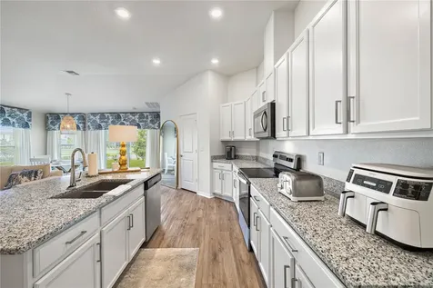 915 Overpool Avenue Davenport FL 33896