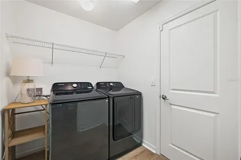 915 Overpool Avenue Davenport FL 33896