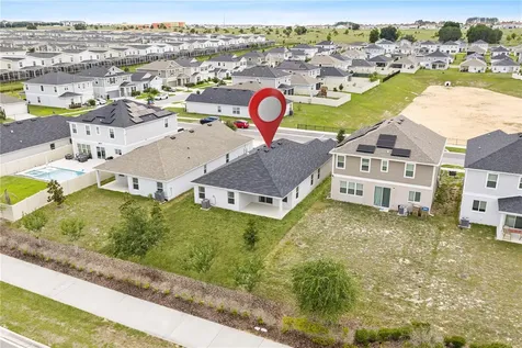 915 Overpool Avenue Davenport FL 33896