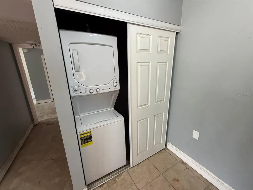 6000 Village Circle Orlando FL 32822