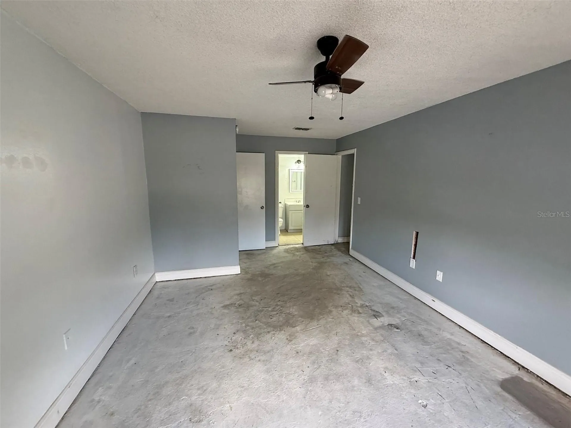 6000 Village Circle Orlando FL 32822