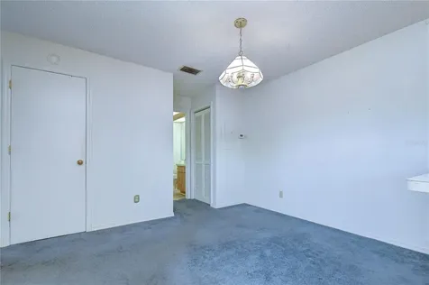 15406 E Pond Woods Drive Tampa FL 33618