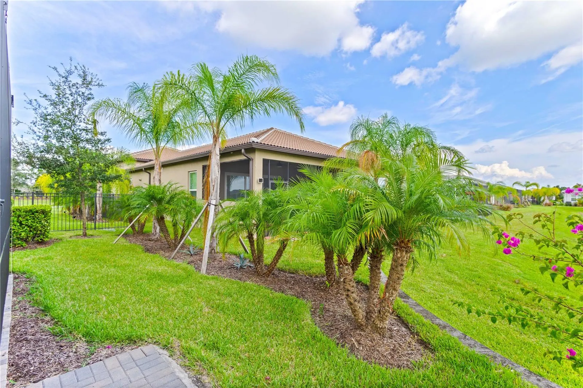 4839 Sevilla Shores Drive Wimauma FL 33598