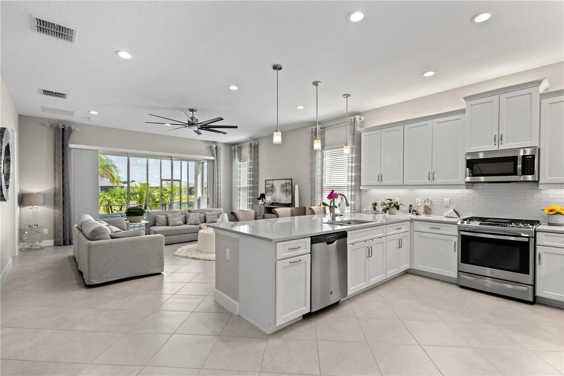 4839 Sevilla Shores Drive Wimauma FL 33598