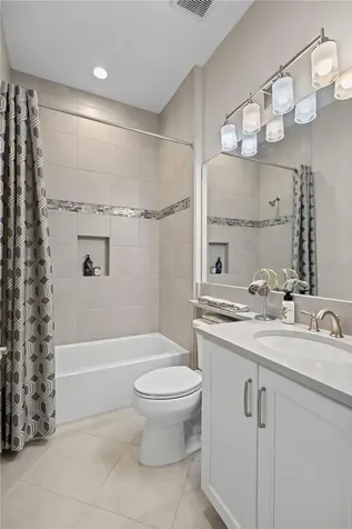 4839 Sevilla Shores Drive Wimauma FL 33598