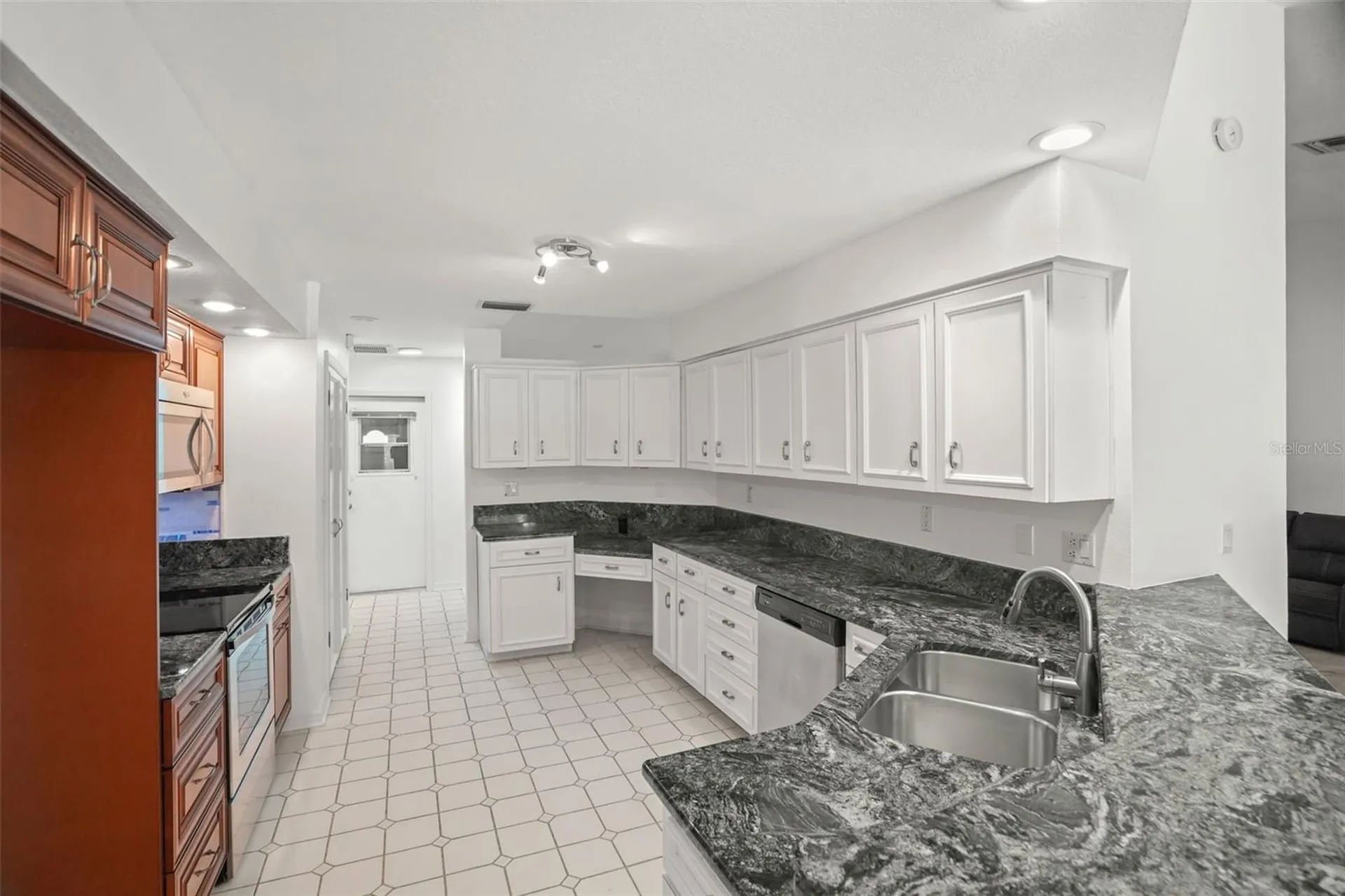 8020 Moonlight Lane New Port Richey FL 34654