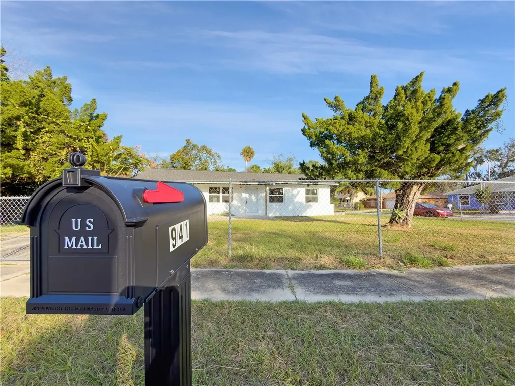941 Kathy Street Daytona Beach FL 32114