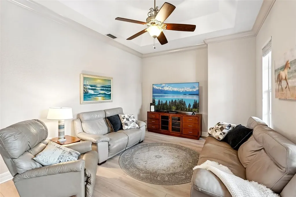6615 Butlers Crest Drive Bradenton FL 34203