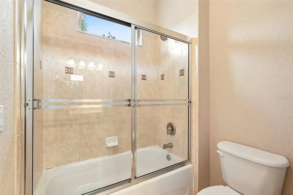 6615 Butlers Crest Drive Bradenton FL 34203