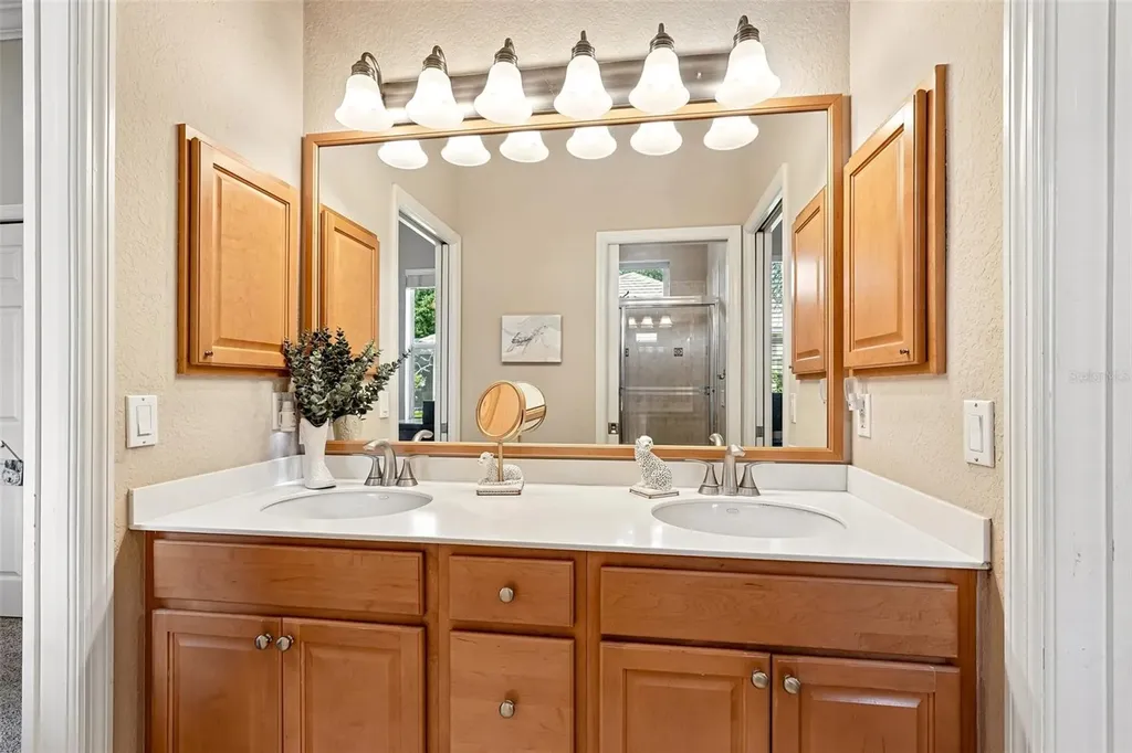 6615 Butlers Crest Drive Bradenton FL 34203