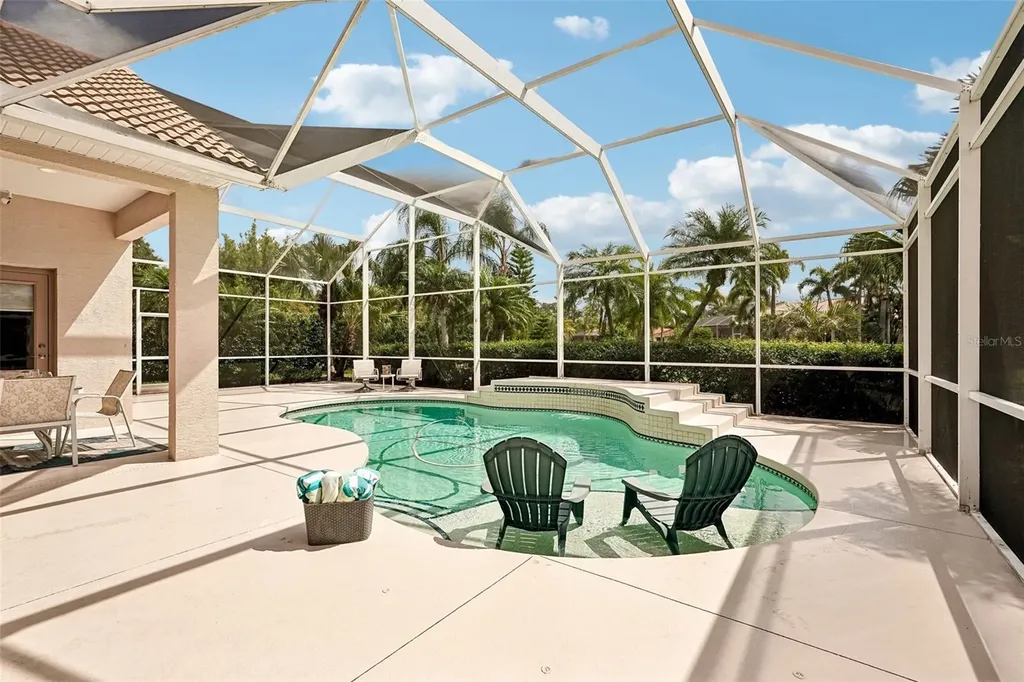 6615 Butlers Crest Drive Bradenton FL 34203