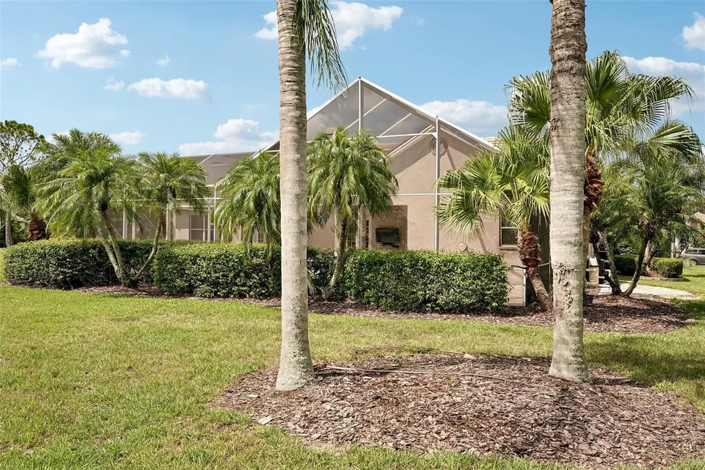 6615 Butlers Crest Drive Bradenton FL 34203