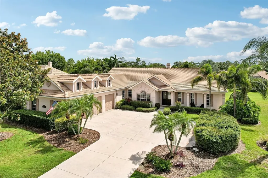6615 Butlers Crest Drive Bradenton FL 34203
