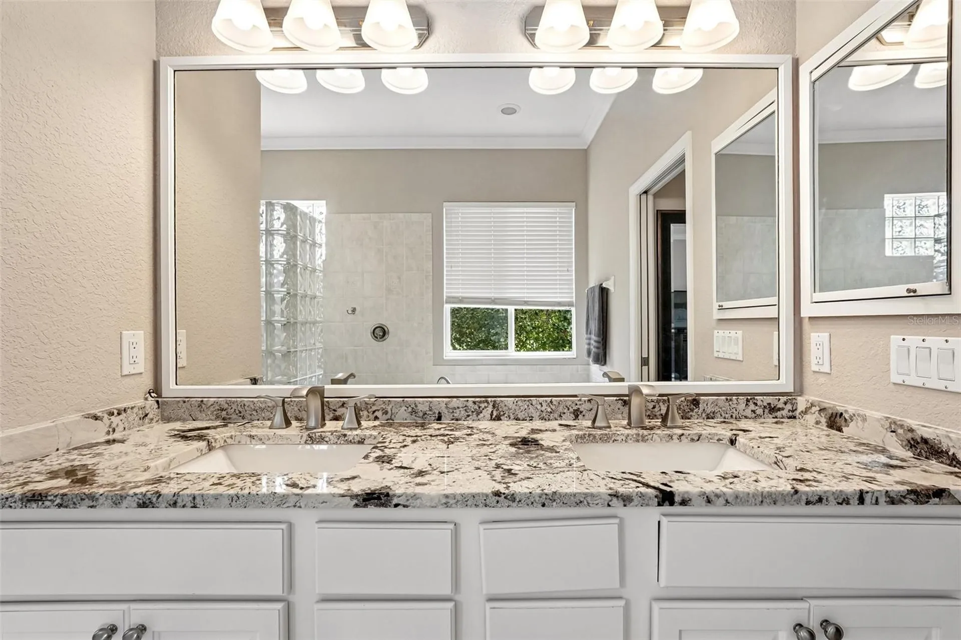 6615 Butlers Crest Drive Bradenton FL 34203