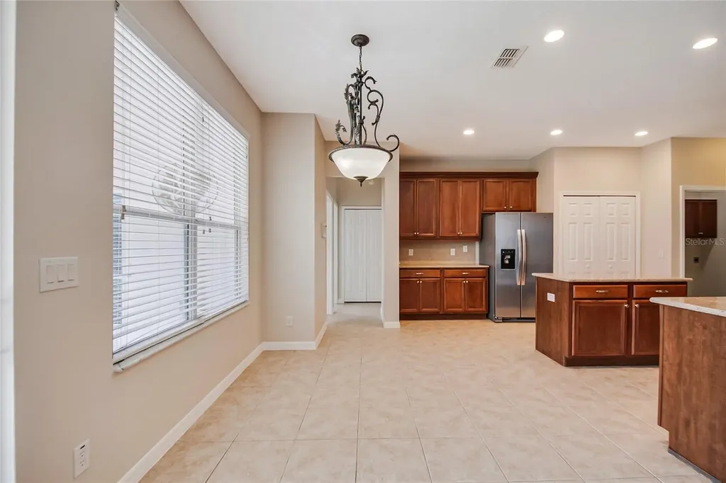 1904 Candlenut Circle Apopka FL 32712
