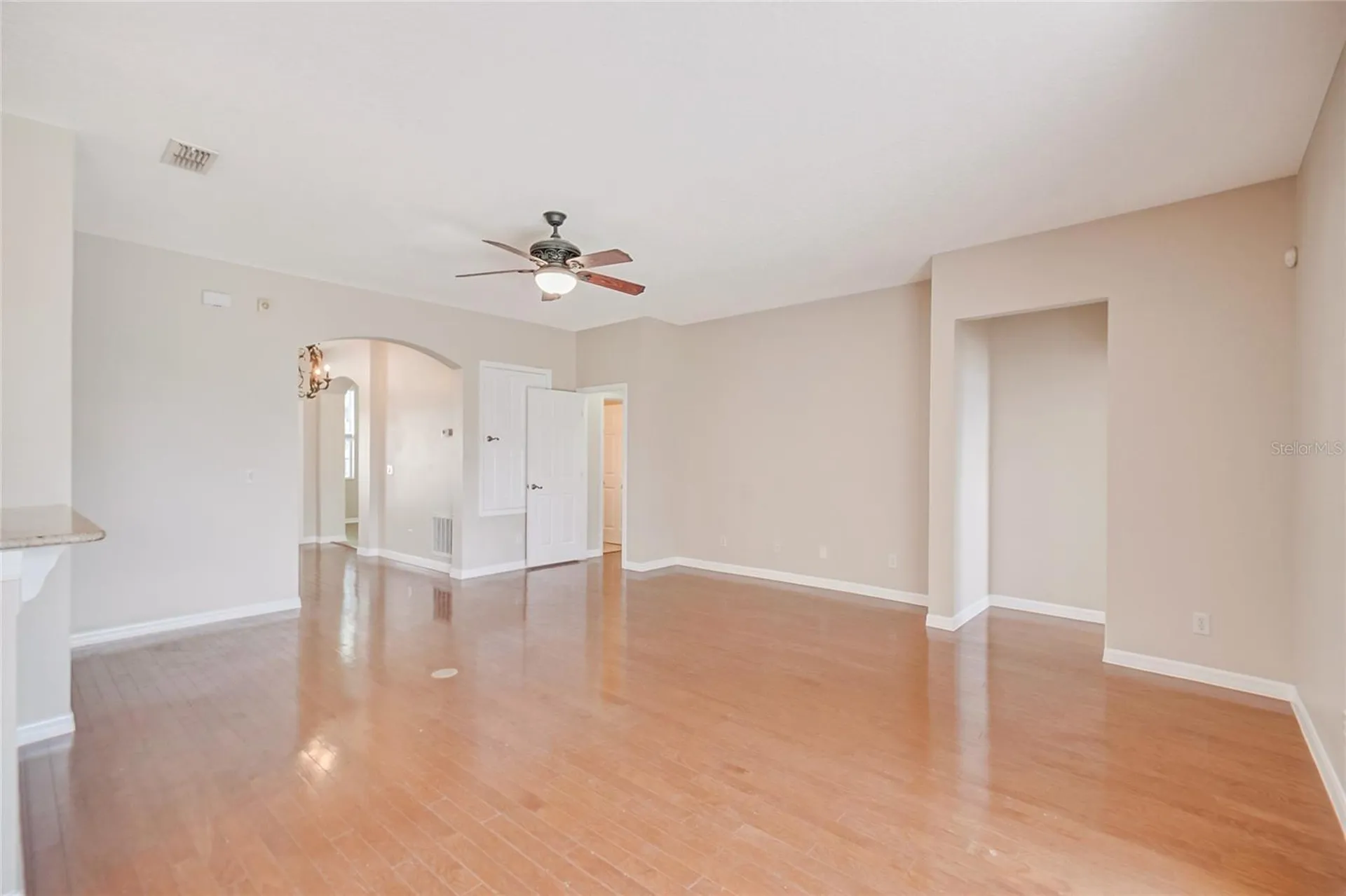 1904 Candlenut Circle Apopka FL 32712