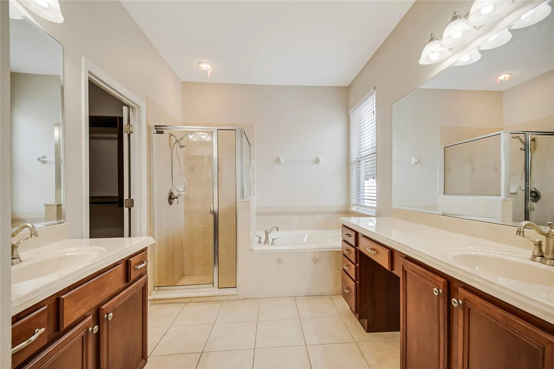 1904 Candlenut Circle Apopka FL 32712