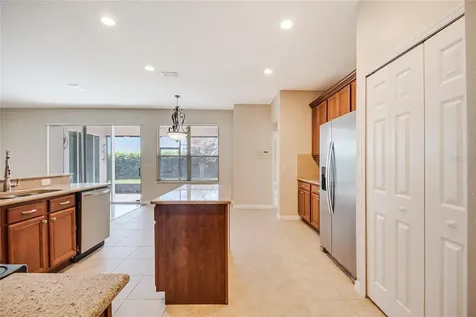 1904 Candlenut Circle Apopka FL 32712