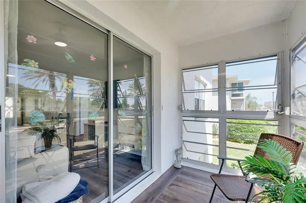 708 Tamiami Trail S Venice FL 34285