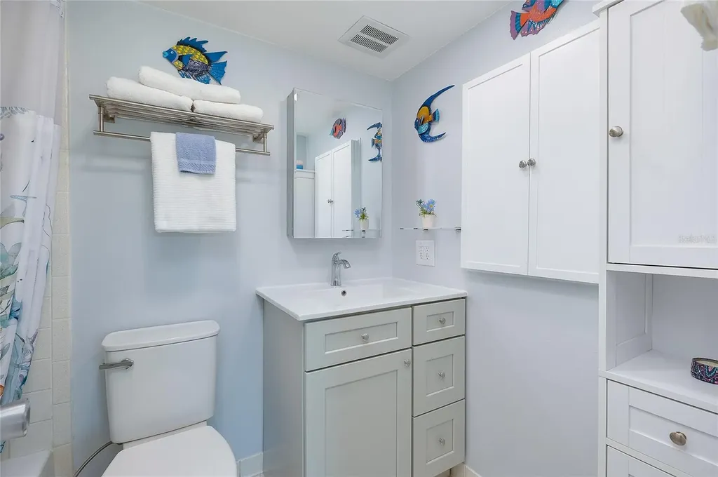 708 Tamiami Trail S Venice FL 34285