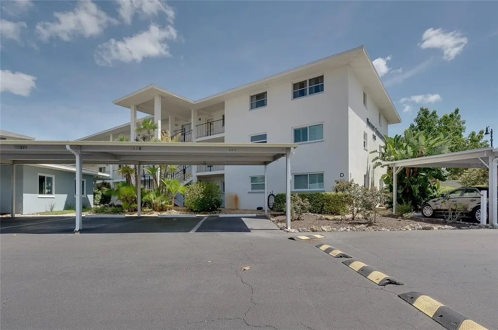 708 Tamiami Trail S Venice FL 34285