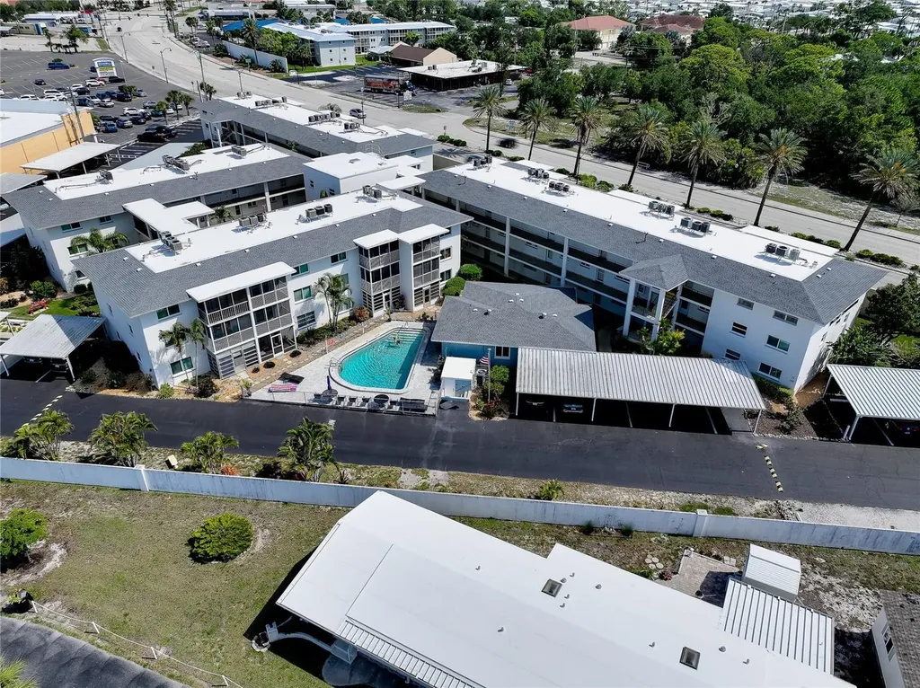 708 Tamiami Trail S Venice FL 34285