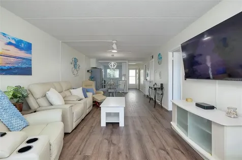 708 Tamiami Trail S Venice FL 34285