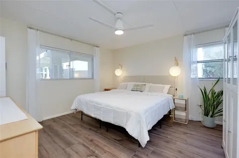 708 Tamiami Trail S Venice FL 34285