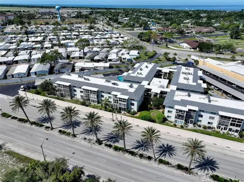 708 Tamiami Trail S Venice FL 34285