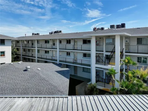 708 Tamiami Trail S Venice FL 34285