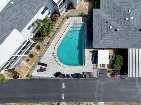 708 Tamiami Trail S Venice FL 34285