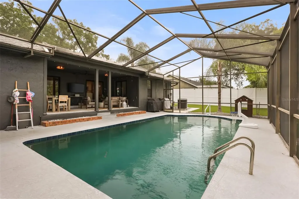 908 Versailles Circle Maitland FL 32751