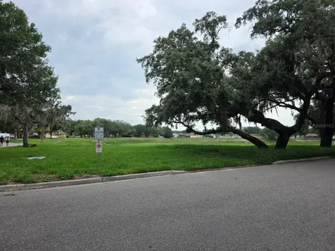6476 Preakness Drive Orlando FL 32818