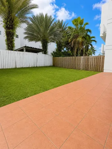 Paseo Del Rio Apt 3101 Humacao PR 00791