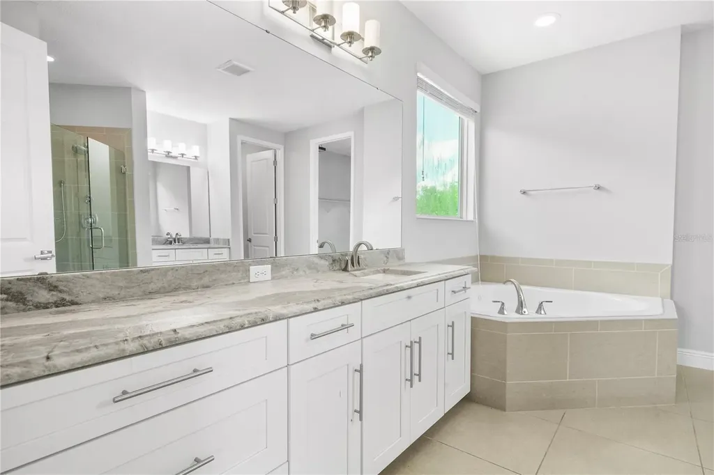 8394 Lookout Pointe Drive Windermere FL 34786