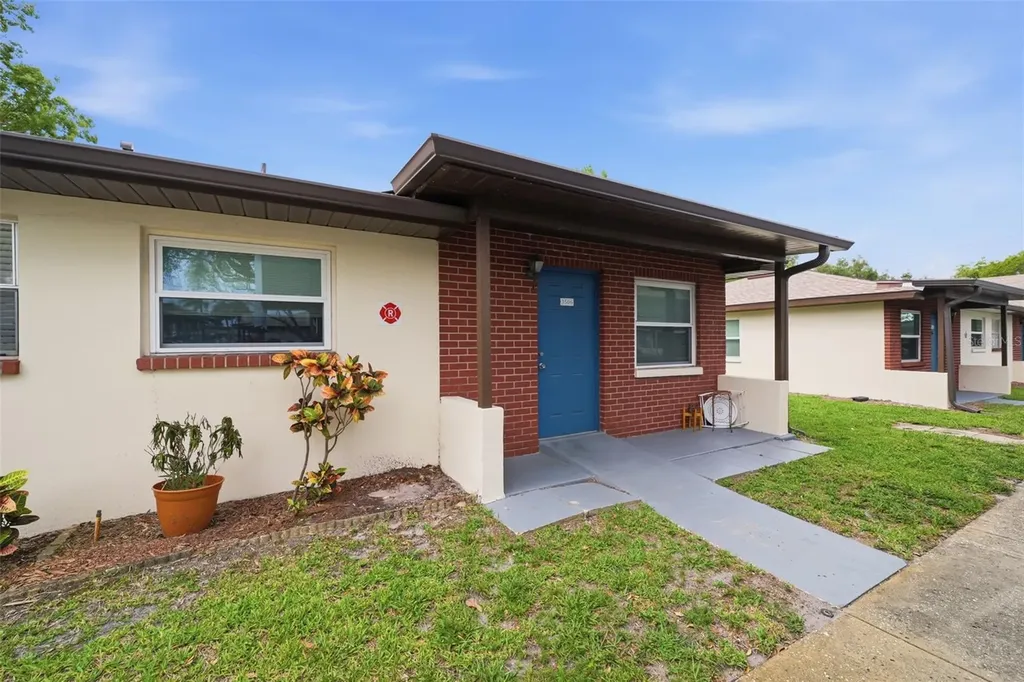 24862 Us Highway 19 N Clearwater FL 33763