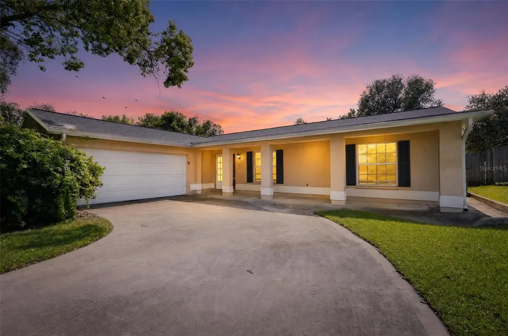 2140 N Bay Hills Boulevard Safety Harbor FL 34695