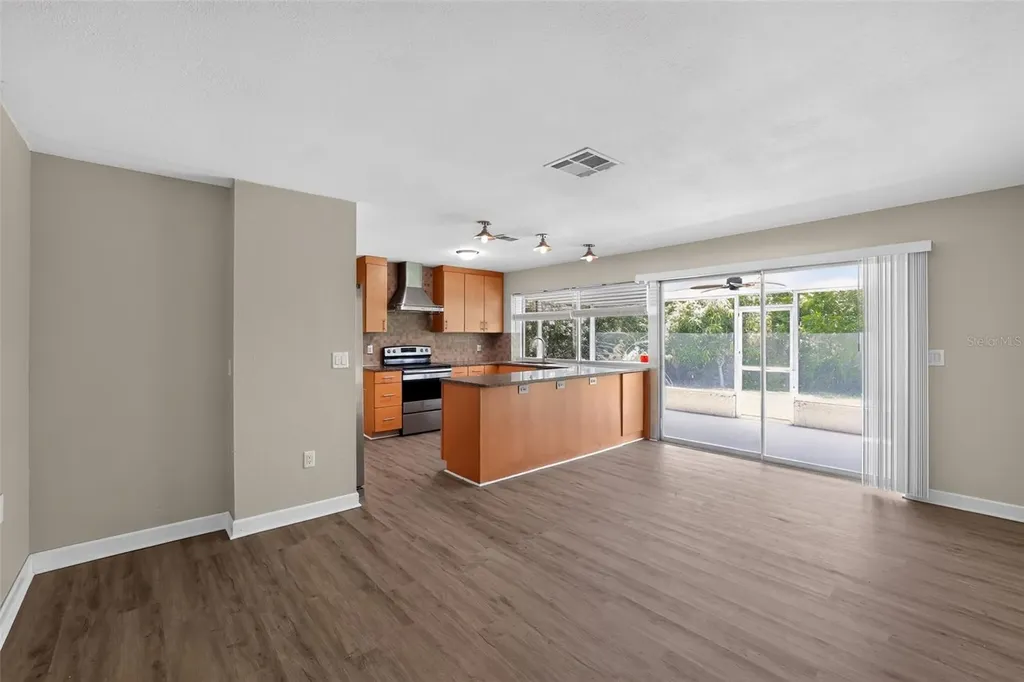 2140 N Bay Hills Boulevard Safety Harbor FL 34695