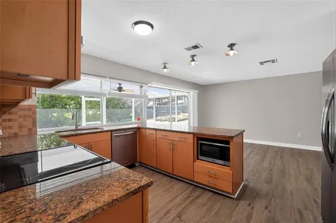 2140 N Bay Hills Boulevard Safety Harbor FL 34695