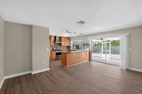 2140 N Bay Hills Boulevard Safety Harbor FL 34695