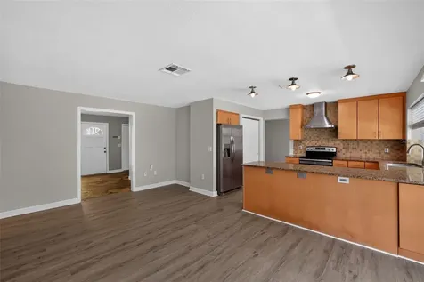 2140 N Bay Hills Boulevard Safety Harbor FL 34695
