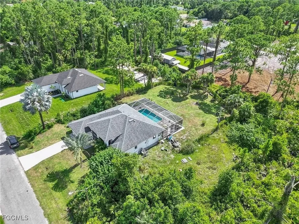 809 Hamilton Avenue Lehigh Acres FL 33972