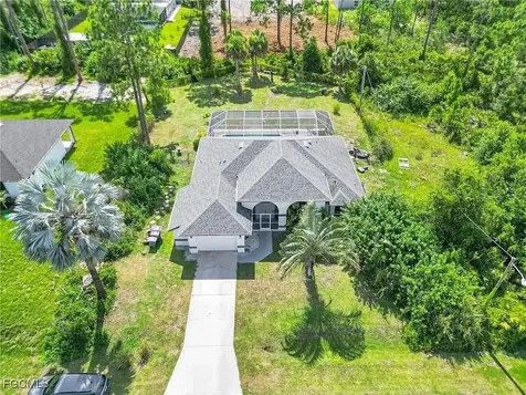 809 Hamilton Avenue Lehigh Acres FL 33972