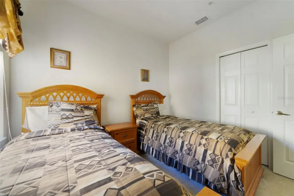 2827 Oakwater Drive Kissimmee FL 34747