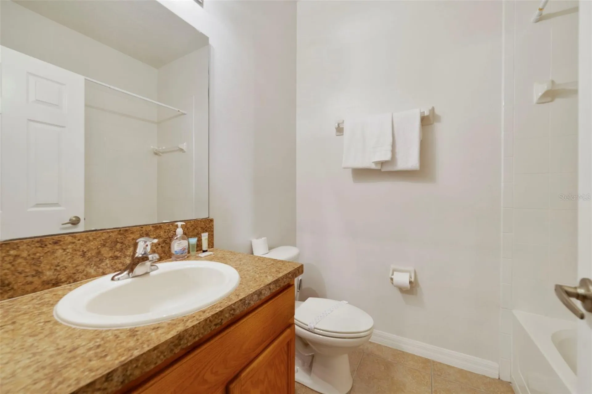 2827 Oakwater Drive Kissimmee FL 34747