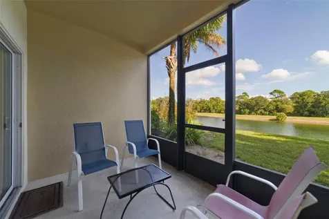 2827 Oakwater Drive Kissimmee FL 34747